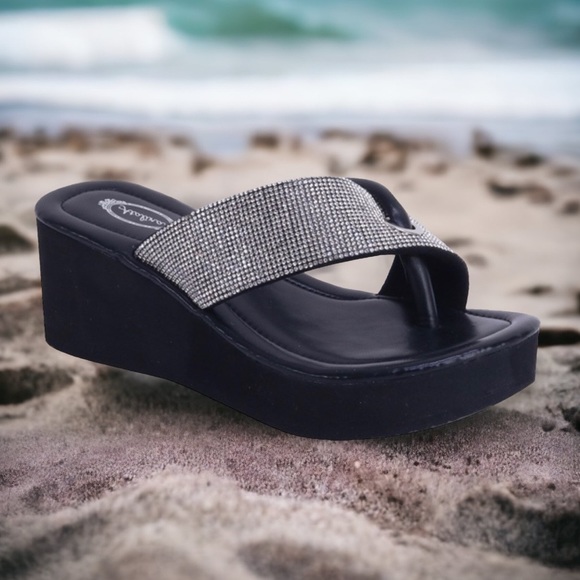 Last Pair! Italina White Silver Rhinestone Embellished Platform Thong Sandal 5.5 - Picture 5 of 5